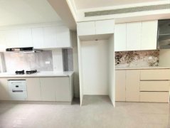 品质婚房未住!成山御苑1楼112平 南向大客厅 3室 落地窗 品质婚房未住!成山御苑1楼112平 南向大客厅 3室 落地窗