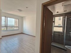 保集蓝郡23楼边户 南厅 3室2厅2卫 精装未住 支持贷款