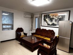 人民医院北门佳华水榭香都7楼91平三室一厅出租