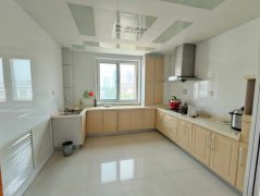 高阳小区2006年房龄5楼不是顶楼153平G