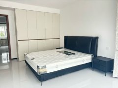 盛仕文苑一楼90平三室品牌精装带地下室拎包入住诚心出售