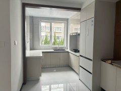 盛世文苑1楼 90平品牌精装3室带地下室59.8万