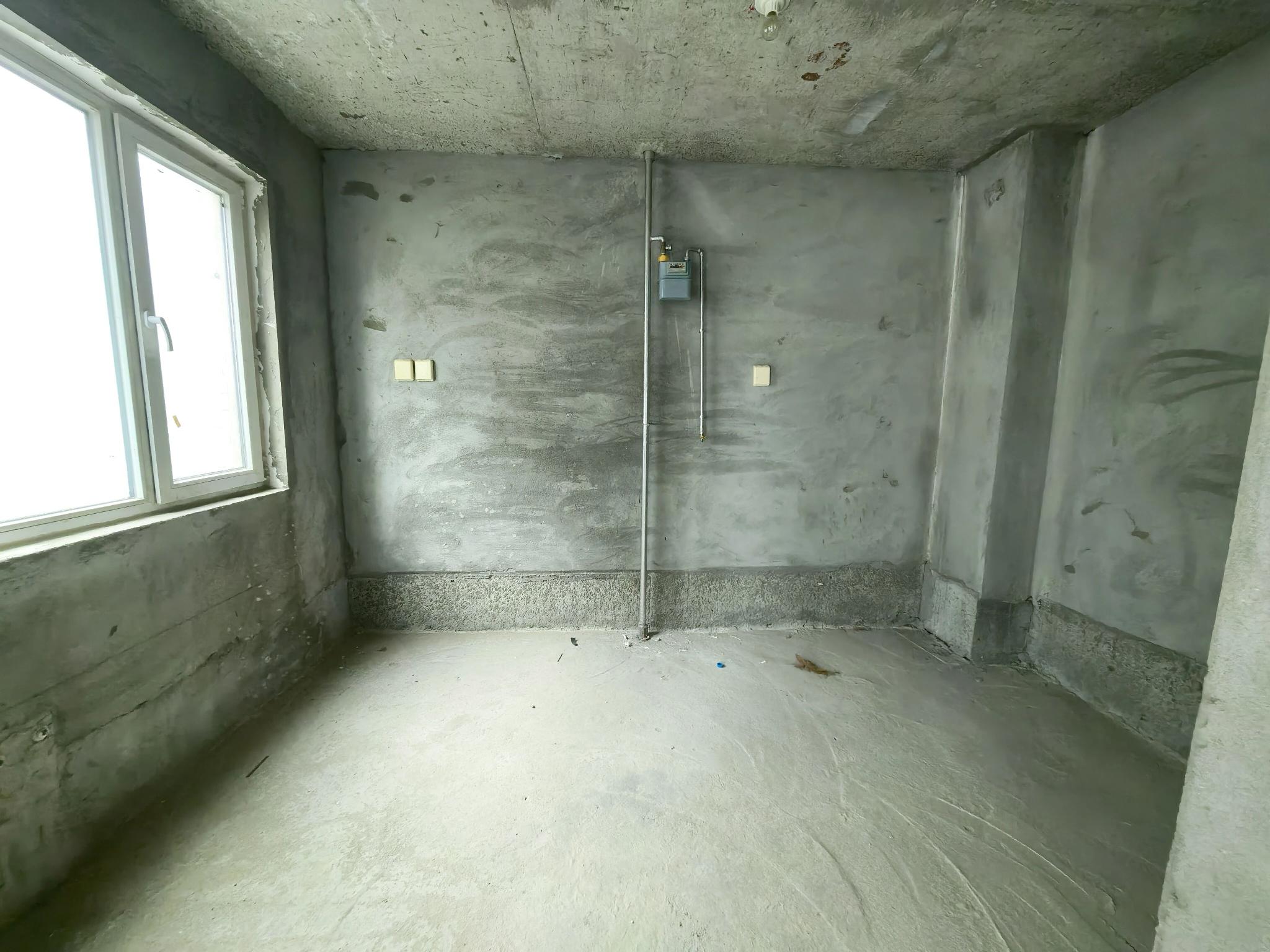 2950每平 万隆电梯楼179平南厅 2卫 全款立即办证 2950每平 万隆电梯楼179平南厅 2卫 全款立即办证