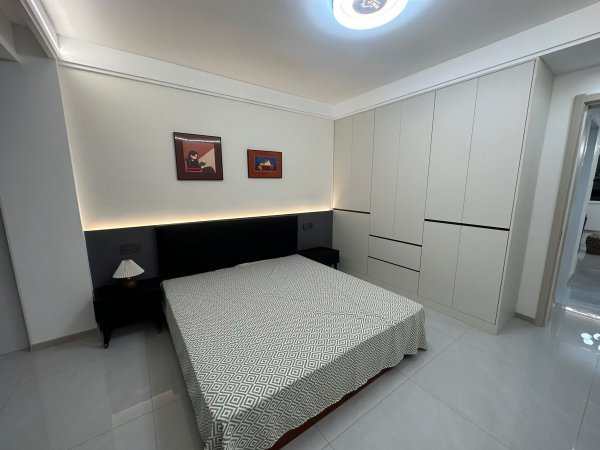 广宇小区框架三楼94平两室品牌精装有27平车库诚心出售 广宇小区框架三楼94平两室品牌精装有27平车库诚心出售