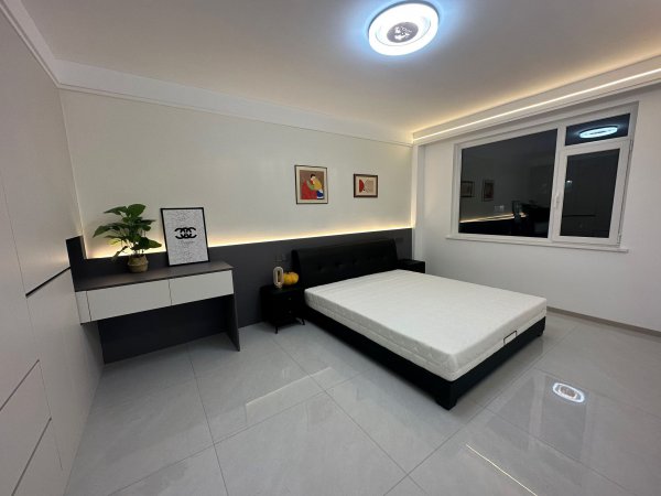 广宇小区框架三楼94平两室品牌精装有27平车库诚心出售 广宇小区框架三楼94平两室品牌精装有27平车库诚心出售