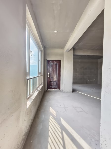 书香世家一楼带80平左右小院三室两厅两卫元宝户型 可贷款 书香世家一楼带80平左右小院三室两厅两卫元宝户型 可贷款