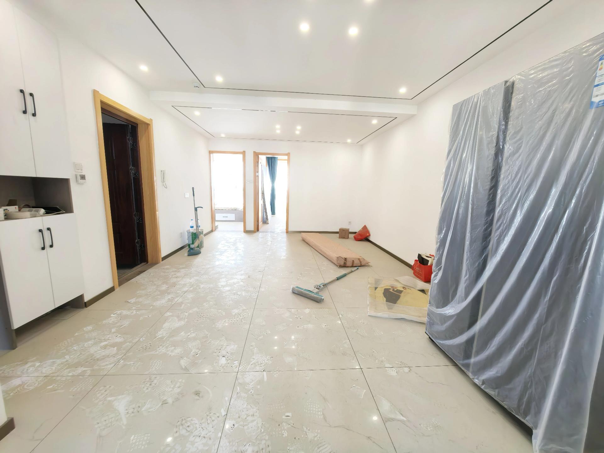 4850 润德名园 电梯墅级复可住两代人送花园 实木装修没住 4850 润德名园 电梯墅级复可住两代人送花园 实木装修没住