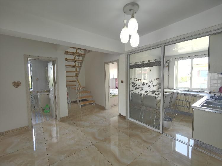 三环德盛嘉苑5楼带阁楼四室两卫精装地暖 三环德盛嘉苑5楼带阁楼四室两卫精装地暖