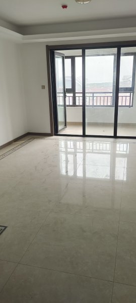 中梁御景苑1号楼,新楼未入住,中介勿扰! 中梁御景苑1号楼,新楼未入住,中介勿扰!