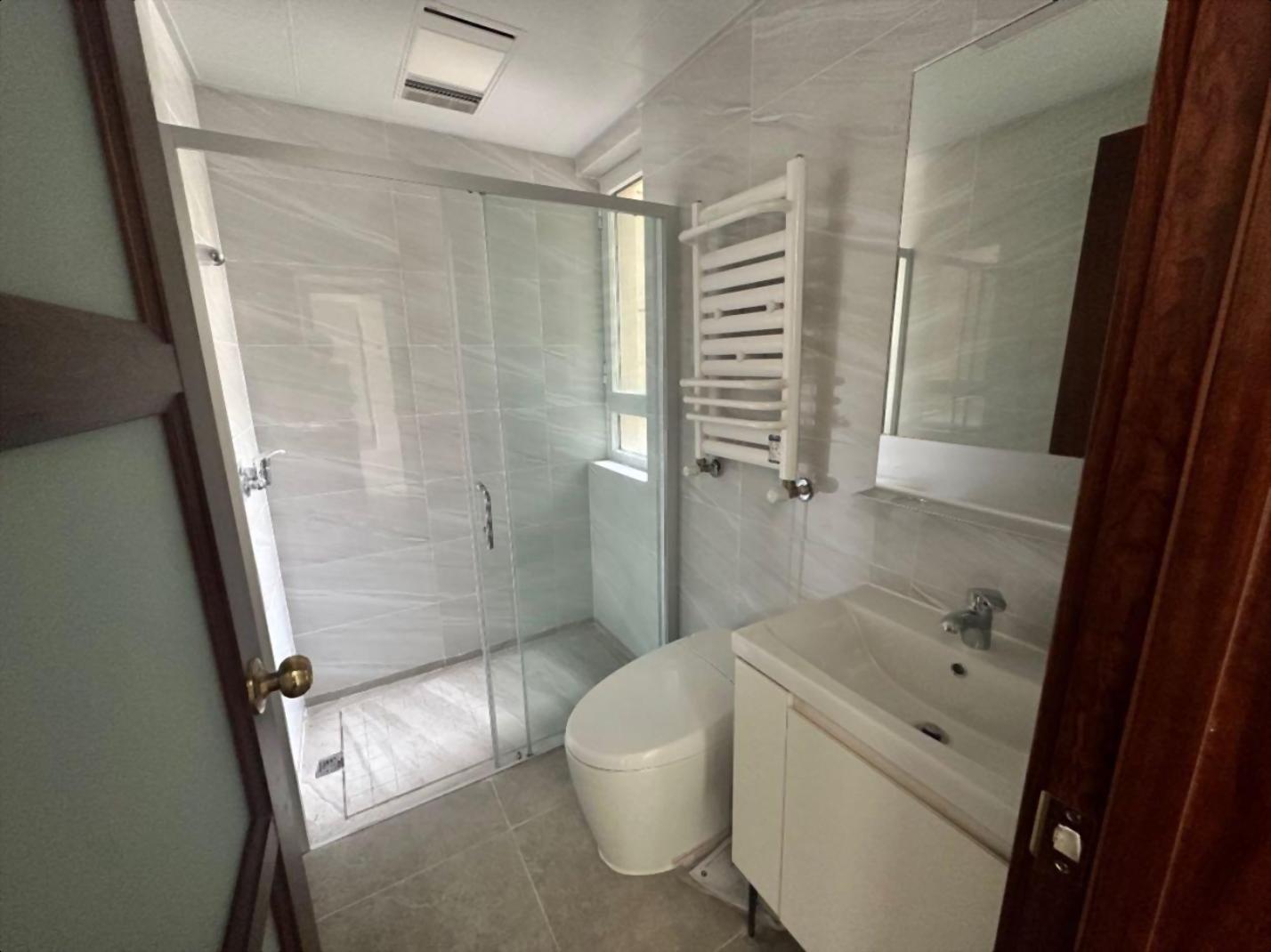 碧桂园梧桐府 电梯127平 精装未住 南厅 仅售62万 碧桂园梧桐府 电梯127平 精装未住 南厅 仅售62万