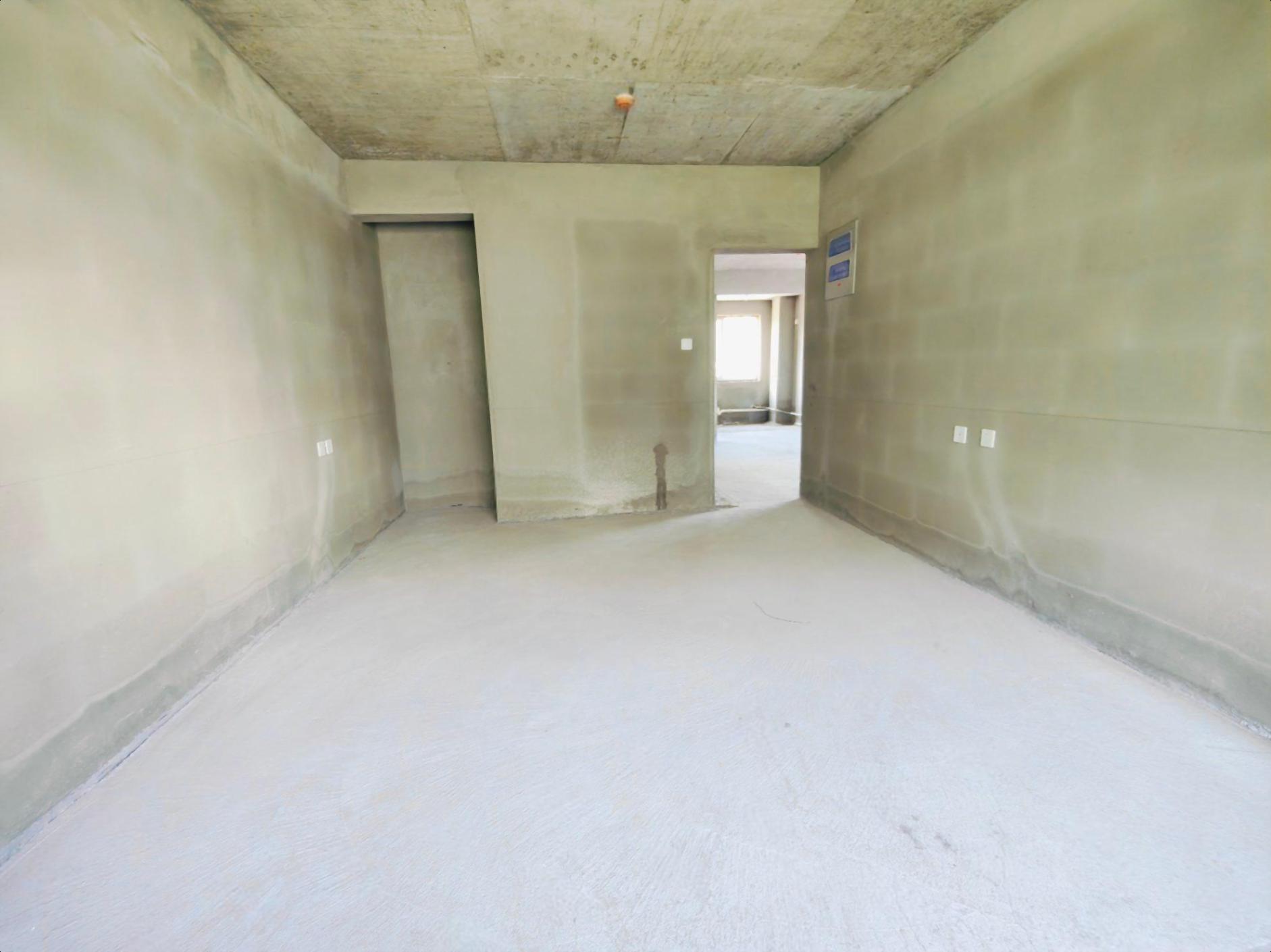 国庆交1万 底10万 鑫水华庭 电梯 99平 3室 国庆交1万 底10万 鑫水华庭 电梯 99平 3室