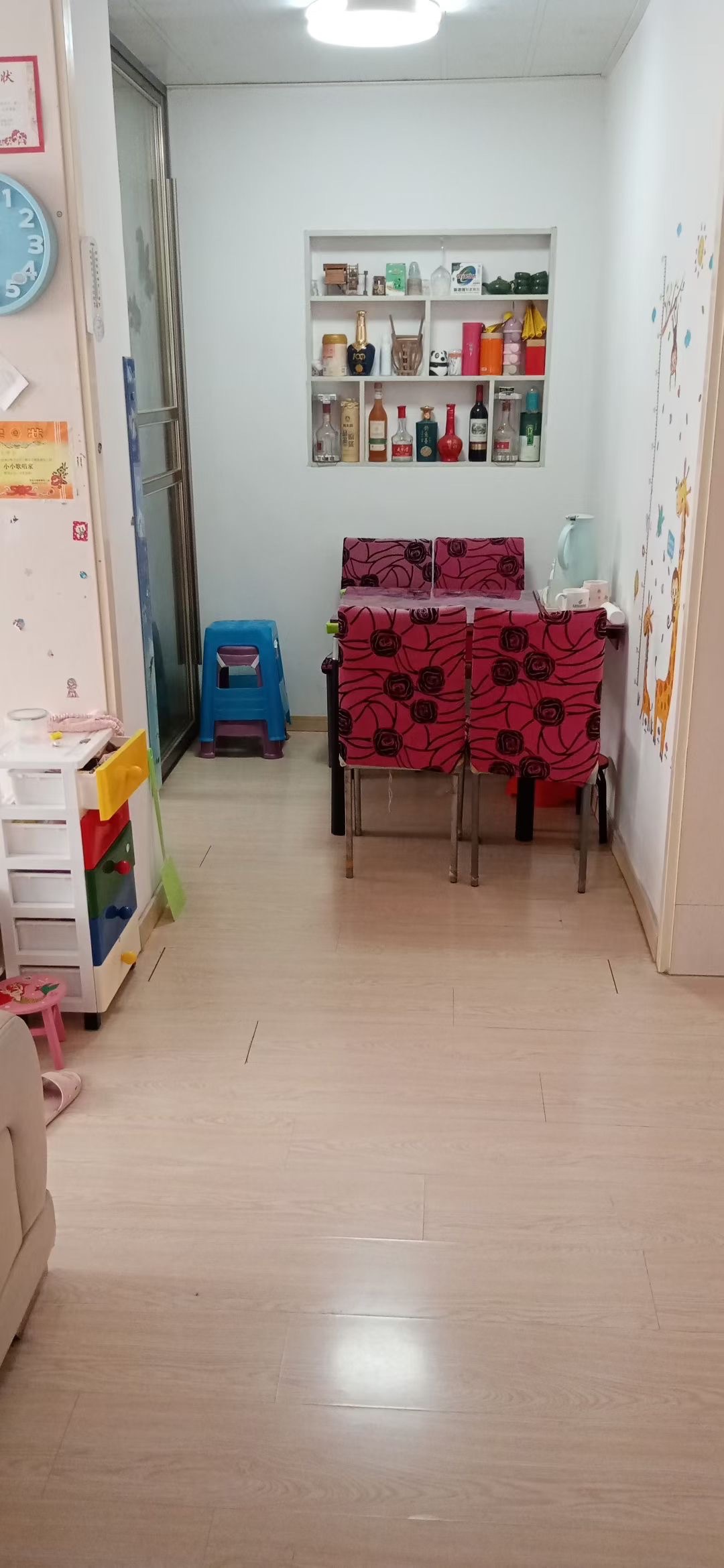 双泊北区框架楼,一楼,90平,精装,带地下室,两居室 双泊北区框架楼,一楼,90平,精装,带地下室,两居室