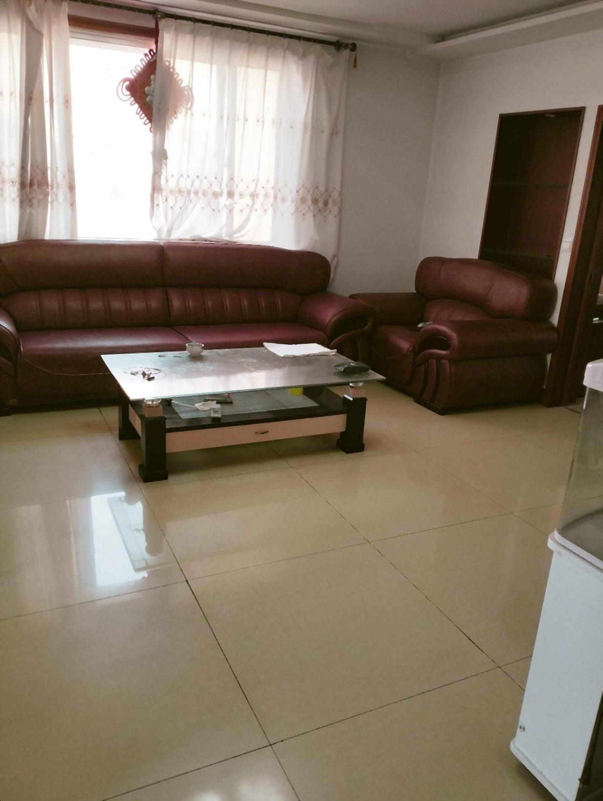 体育场北 荷塘北区 105平 仅售23.8万 3室 卫带窗 体育场北 荷塘北区 105平 仅售23.8万 3室 卫带窗