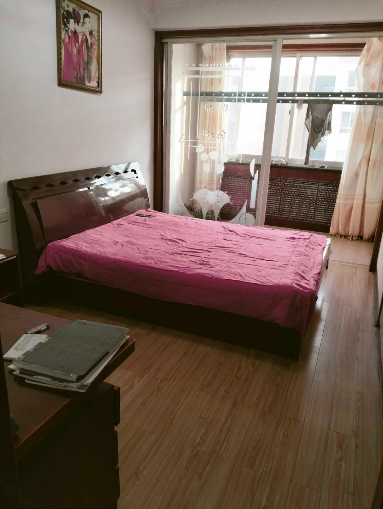 体育场北 荷塘北区 105平 仅售23.8万 3室 卫带窗 体育场北 荷塘北区 105平 仅售23.8万 3室 卫带窗