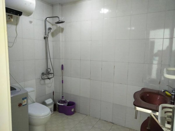 海山逸品华庭阁楼出租 海山逸品华庭阁楼出租