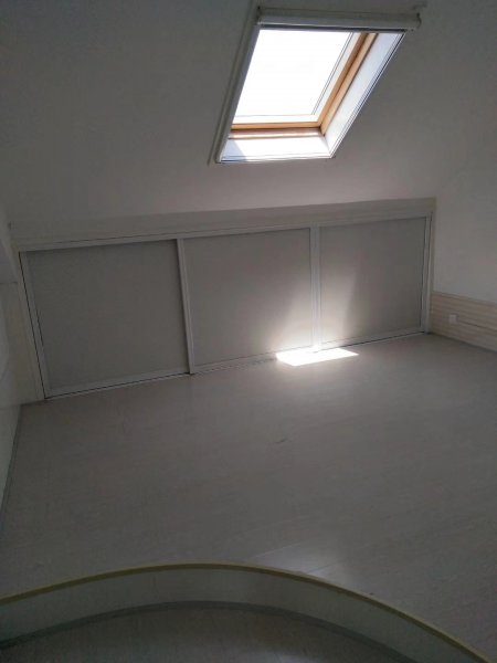 海山逸品华庭阁楼出租 海山逸品华庭阁楼出租