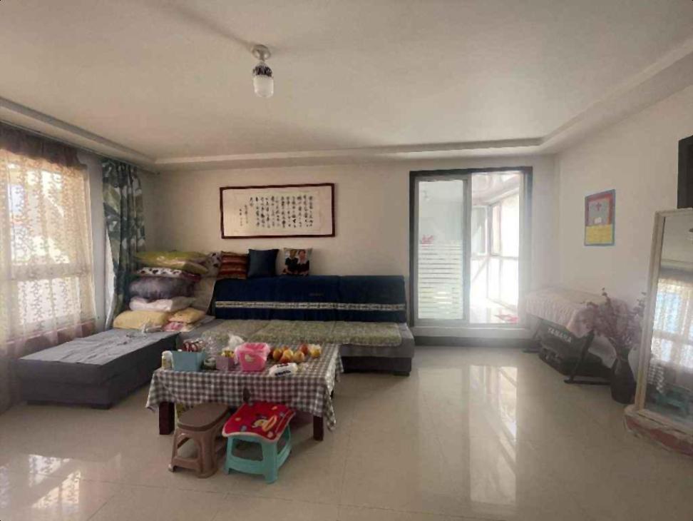 23.8万 振华东~幸福苑 送南北两个大露台 精装 有地下室 23.8万 振华东~幸福苑 送南北两个大露台 精装 有地下室