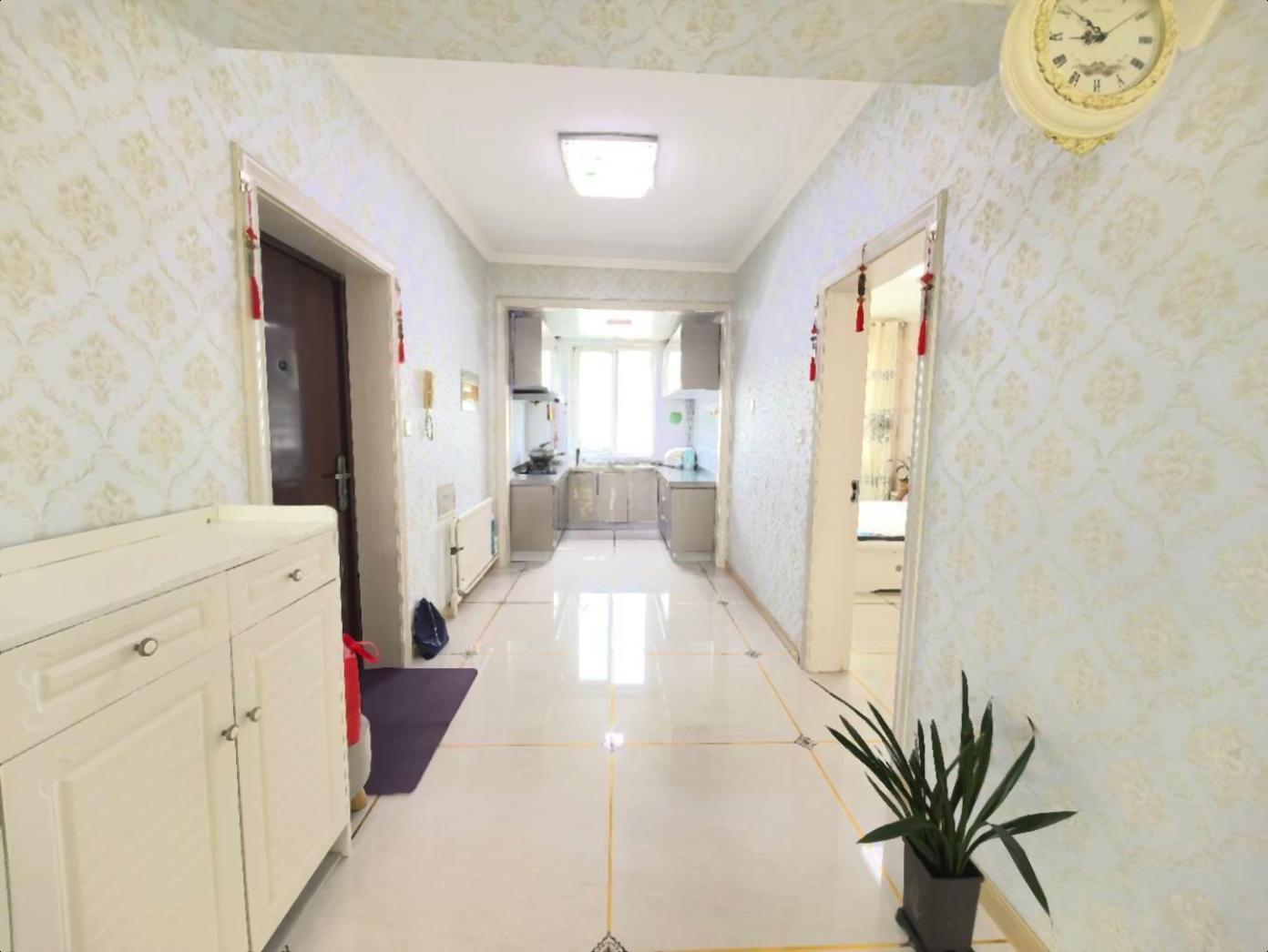 三环绿岛湖框架3楼84平 精装修保持好 南厅 仅36.8万 三环绿岛湖框架3楼84平 精装修保持好 南厅 仅36.8万