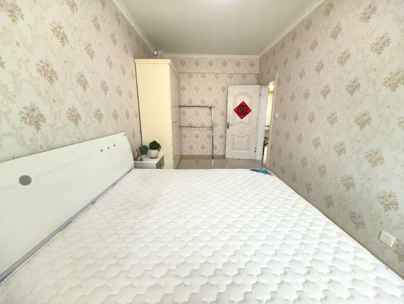 三环绿岛湖框架3楼84平 精装修保持好 南厅 仅36.8万 三环绿岛湖框架3楼84平 精装修保持好 南厅 仅36.8万