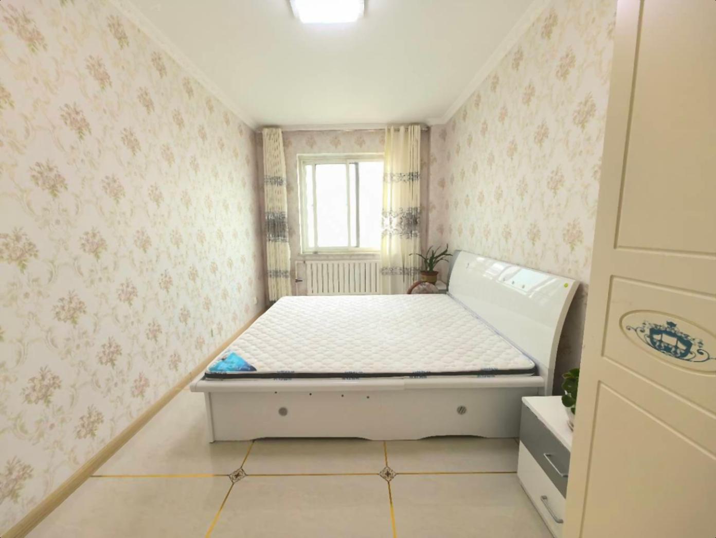 三环绿岛湖框架3楼84平 精装修保持好 南厅 仅36.8万 三环绿岛湖框架3楼84平 精装修保持好 南厅 仅36.8万