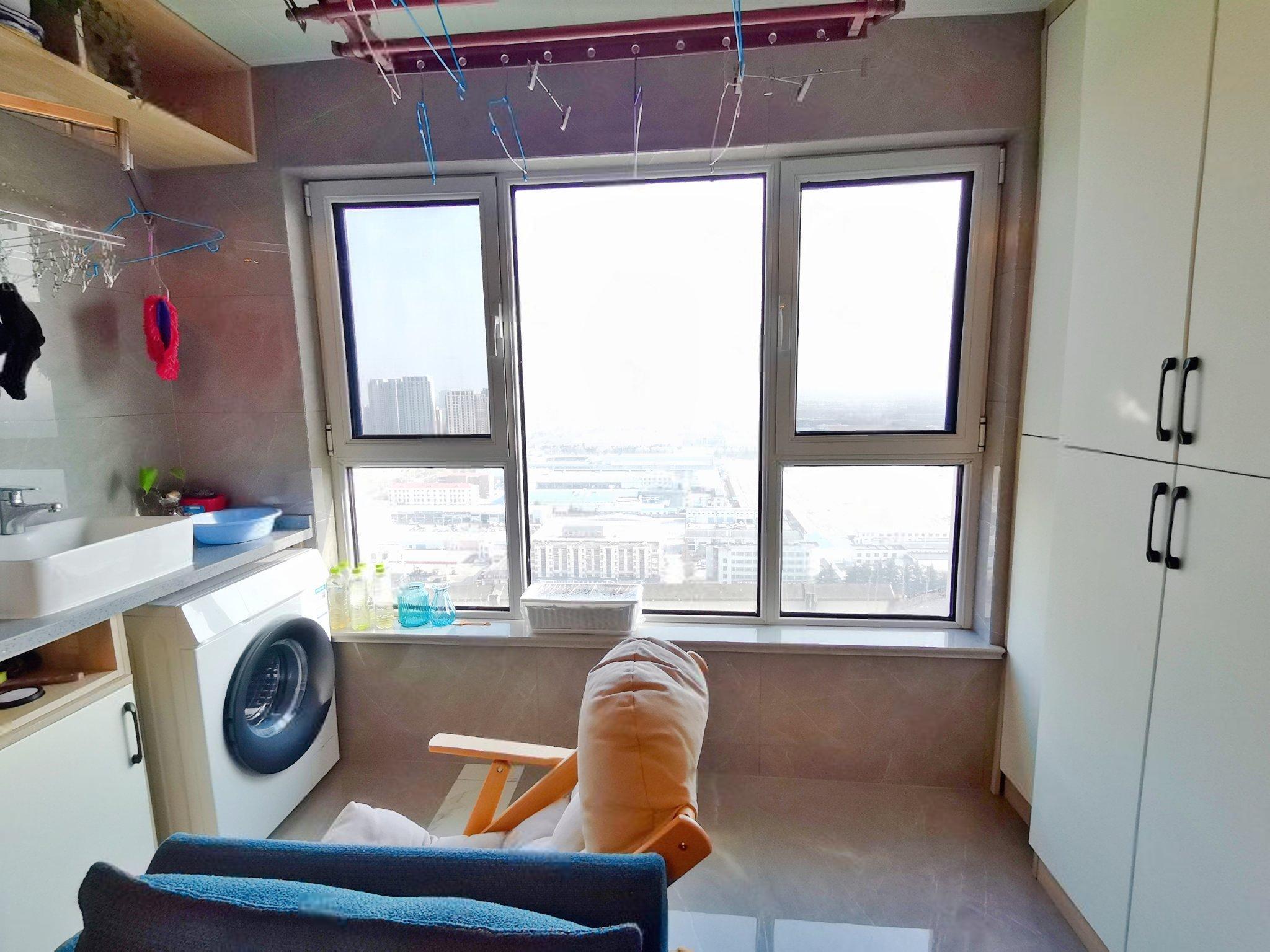 降10万 悦澜名邸29楼111平3室南厅 豪华装修可做婚房 降10万 悦澜名邸29楼111平3室南厅 豪华装修可做婚房