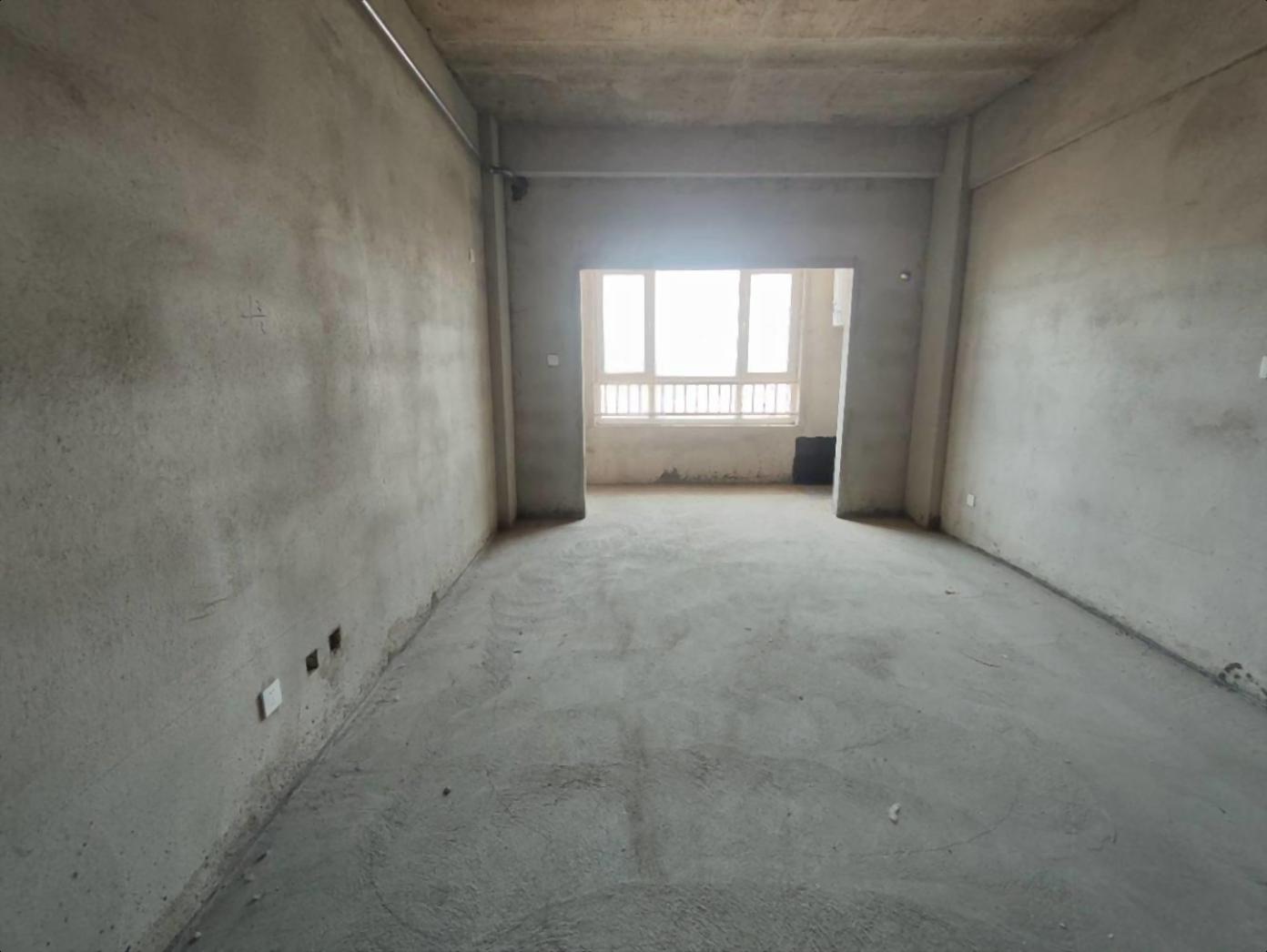 启航万润城 捡12.8万 电梯 11楼凤凰层 44平 启航万润城 捡12.8万 电梯 11楼凤凰层 44平