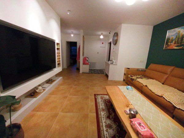 豪华装修 带超大露台 金悦华府电梯 108+108平 2卫 豪华装修 带超大露台 金悦华府电梯 108+108平 2卫