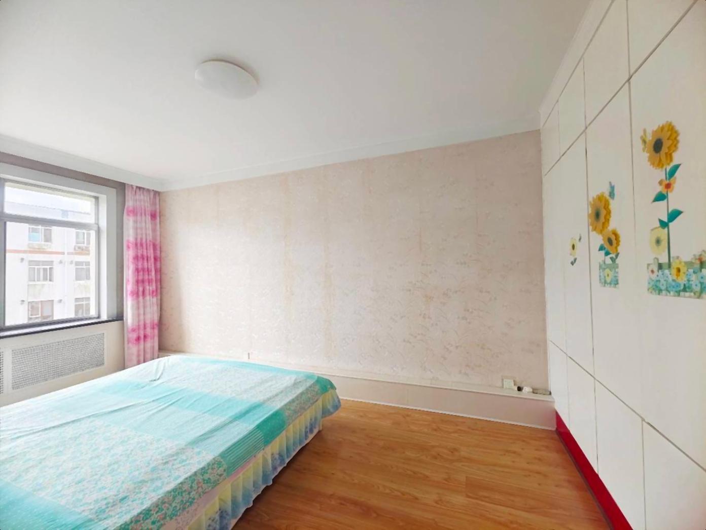 降!青阳西区3楼 120平 精装保持好 带地下室和草厦 降!青阳西区3楼 120平 精装保持好 带地下室和草厦