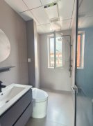 黎明中区6楼 精装未住 南客厅 全明户型 证件齐全 可贷款