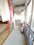 橡胶厂附近 国泰小区3楼 两室两厅家具家电齐全 拎包入住