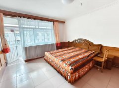 青阳西区4楼 三室一厅 家具家电齐全 拎包入住 密码门