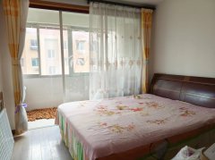 出租海崖，四楼，80平，三居室，带地下室，月租800