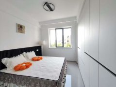 十里河小区前排电梯5楼西边户109.71平三室品牌精装