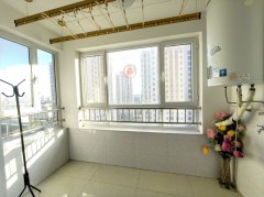 三环西区B区10楼东边户113平3室1卫拎包入住G