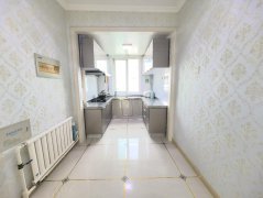 大润发东绿岛湖小区框架3楼84平精装两室G