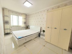 大润发东绿岛湖小区框架3楼84平精装两室G