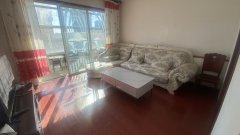 振华附近4楼102平两室简装家具家电齐全拎包入住吉屋出租