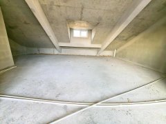 书香世家 顶楼带阁楼 124平送阁楼 送大露台仅59.9万 