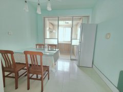 黎明中区框架 2楼 85平 地暖 精装保持真好 家具家电齐全