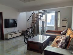 出租十里河小区123平电梯12楼1800元