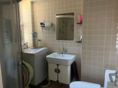 成山御苑4楼 精装带家具家电 南厅落地窗 支持贷款