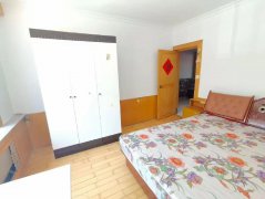 大润发附近 得润东区一楼 三室一厅家具家电齐全 生活便利