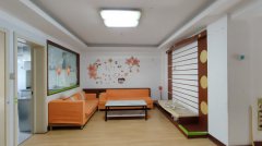 CF 得润东区三楼106平带地下室三室简装修36万