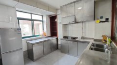 CF 得润东区三楼106平带地下室三室简装修36万