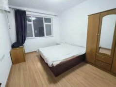 橡胶厂附近 荣安小区电梯8楼 两室一厅 家具家电齐全拎包入住