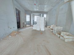 义乌 润德名园1楼89平 带小院！！带地下室 证全 s