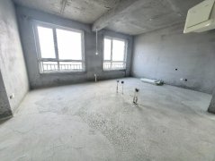 CF润德名园电梯18层129平带空中花园送地下室三室毛坯房7