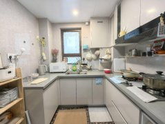 CF中骏世界城16层111平三室精装修仅售62万