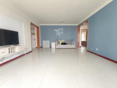 出租！时代广场楼上住宅1楼105平精装两室