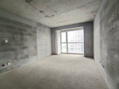 CF万隆国际小区可办证11层179平三室毛坯房仅售57.8万